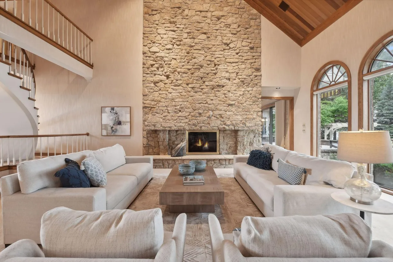 Modern lake home interior